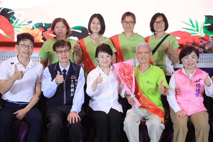 112年台中市績優教育志工暨績優交通導護志工表揚活動--TSAI (84)