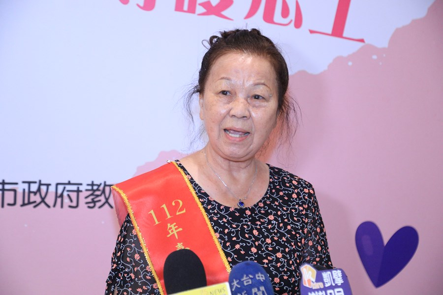 112年台中市績優教育志工暨績優交通導護志工表揚活動--TSAI (137)