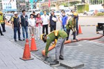 盧市長視察道路側溝清淤防颱整備 (20)