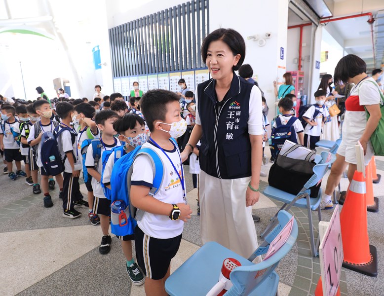 台中市北屯區廍子國小開學日視察--TSAI (30)