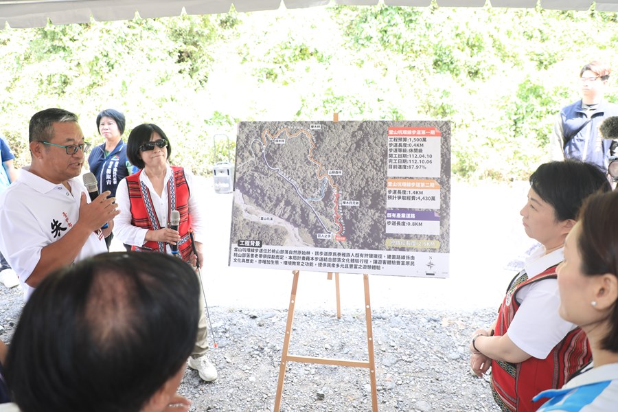 視察和平區雪山坑環線步道整建工程 (10)