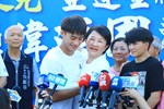 台中之光亞運金牌國手楊勇緯返國歡迎會--TSAI  (50)