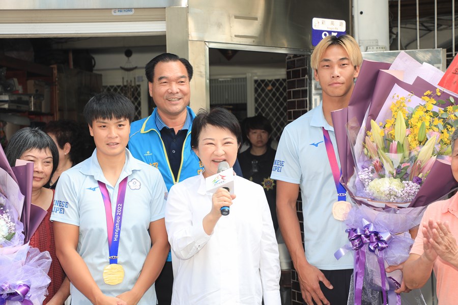 台中之光亞運國手金牌張筑涵及銅牌吳少璿返國歡迎會 (9)