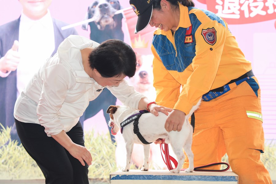 搜救犬退役畢業典禮及小小領犬員體驗活動 (46)