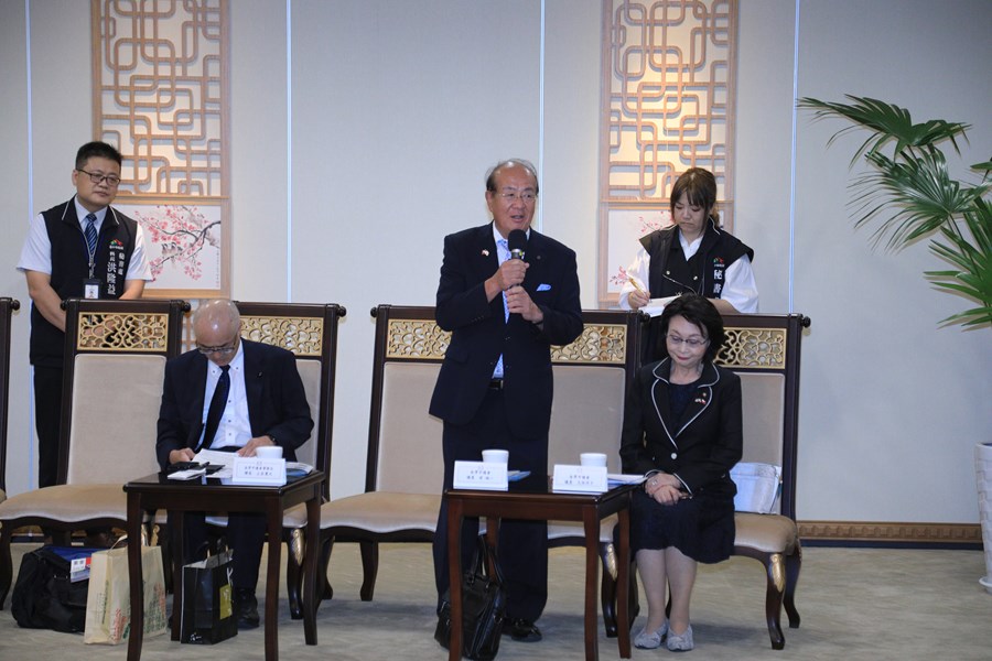 日本石川縣金澤市議會野本正人議員一行蒞府拜會--TSAI (16)